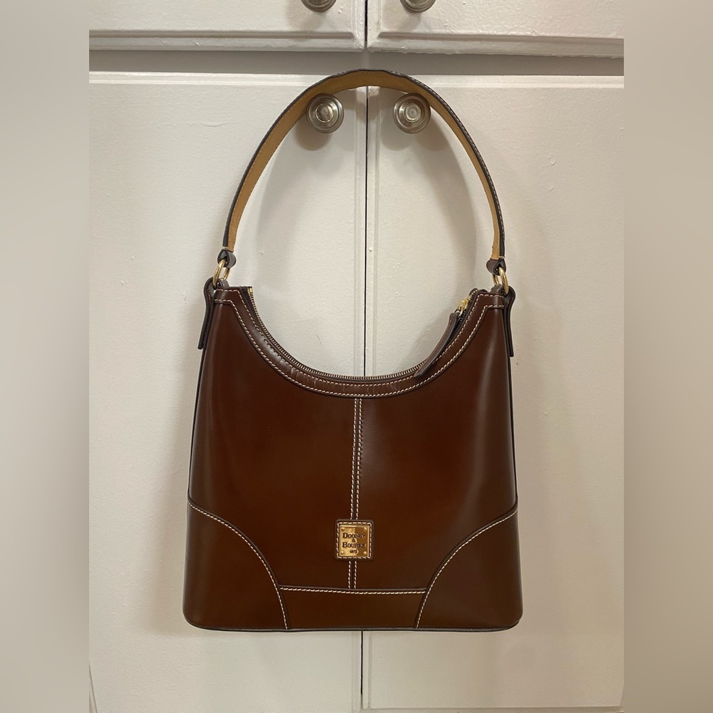 Dooney & Bourke Selleria Leather Hobo